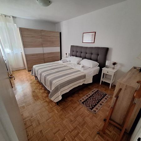 Apartment Maja Zara Camera foto